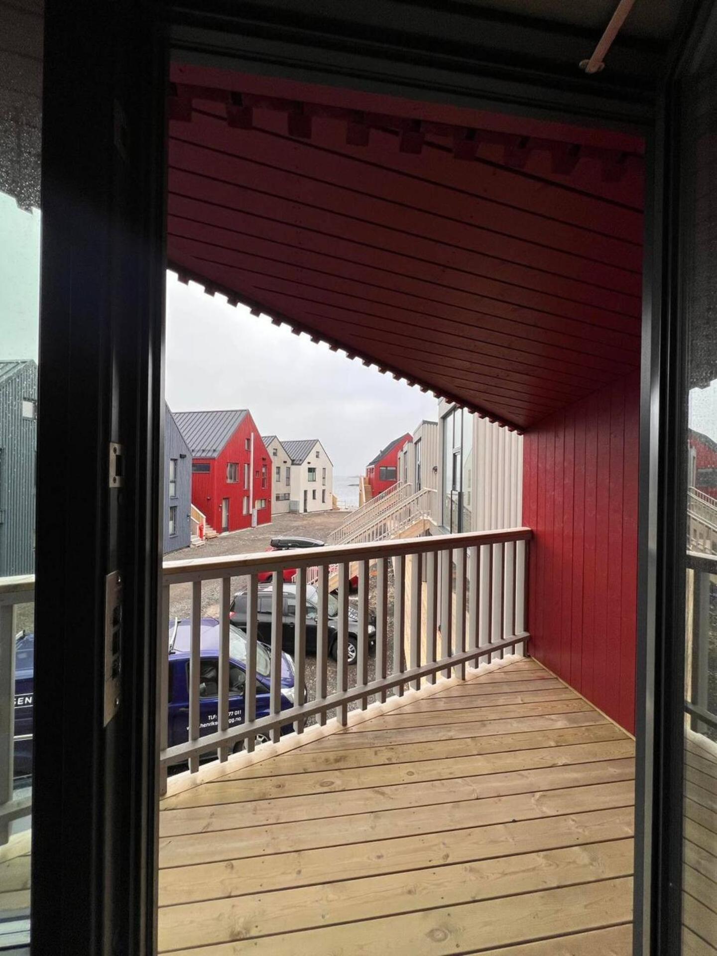 Stilren Leilighet I Henningsvær Extérieur photo